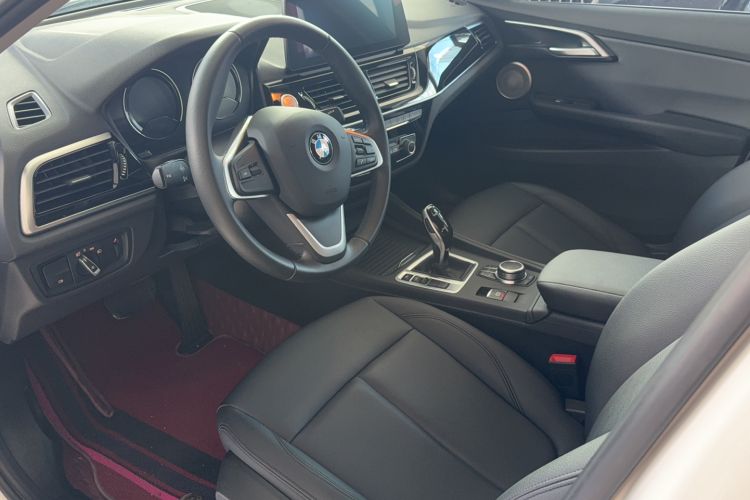 Used BMW 1 Series 2022 120i M Sport Edition Interior 1