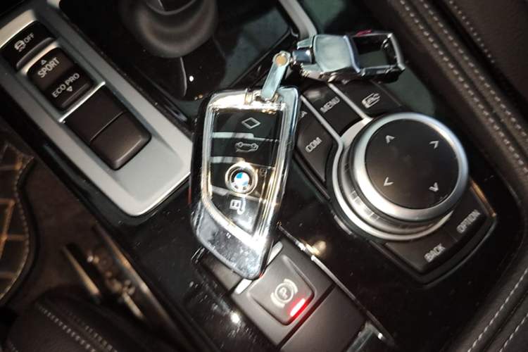 Used BMW 1 Series 2022 125i M Sport Night Edition Interior 1
