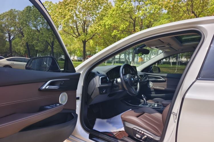 Used BMW 1 Series 2022 125i M Sport Night Edition Interior 1