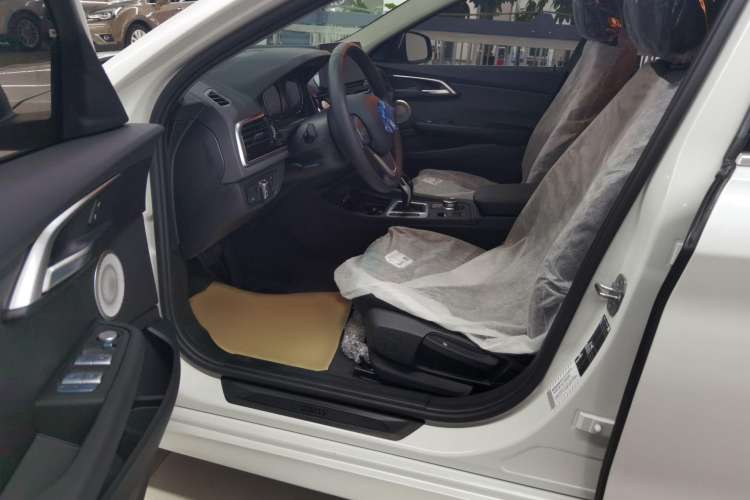 Used BMW 1 Series 2022 120i M Sport Edition Interior 2