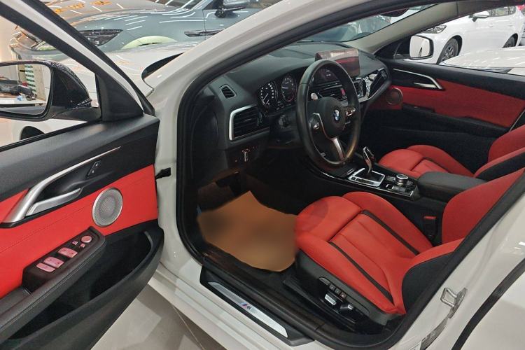 Used BMW 1 Series 2022 125i M Sport Night Edition Interior 2