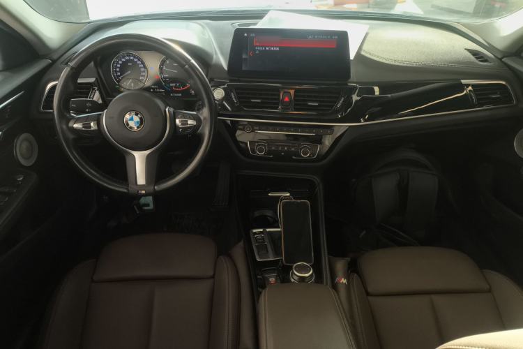 Used BMW 1 Series 2022 120i M Sport Night Edition Interior 2