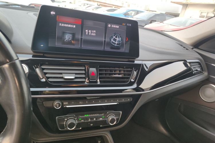 Used BMW 1 Series 2022 120i M Sport Night Edition Interior 2