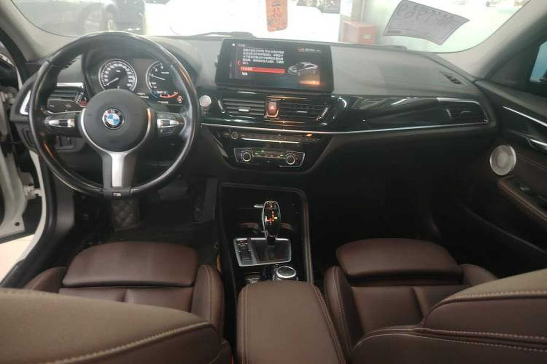 Used BMW 1 Series 2022 120i M Sport Night Edition Interior 2
