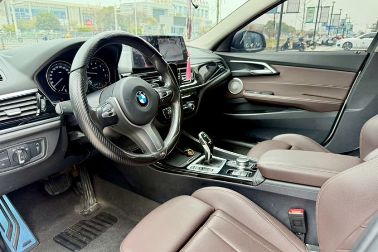 Used BMW 1 Series 2022 125i M Sport Night Edition Interior 2