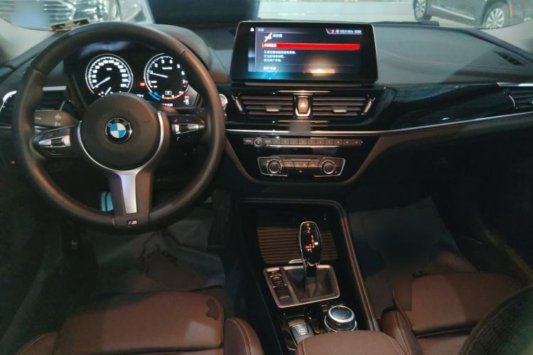 Used BMW 1 Series 2022 120i M Sport Night Edition Interior 2
