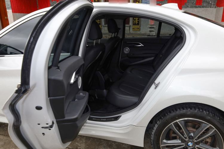 Used BMW 1 Series 2022 120i M Sport Edition Interior 3
