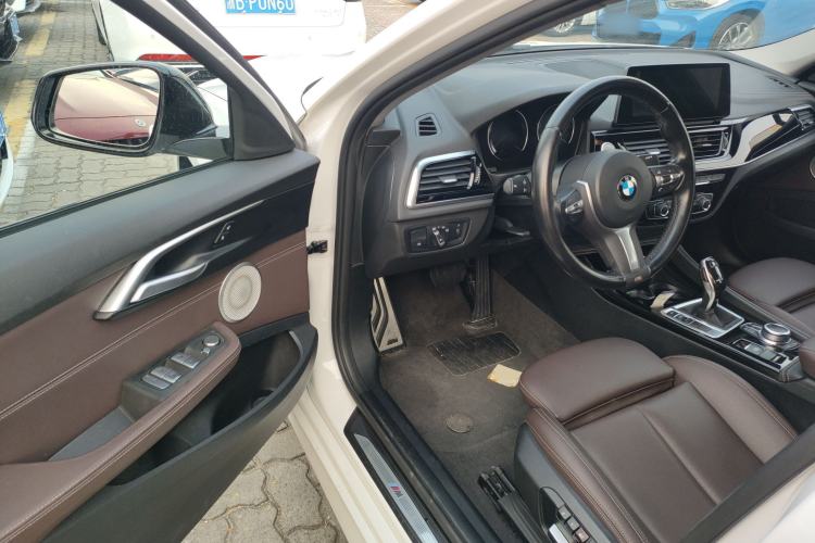 Used BMW 1 Series 2022 120i M Sport Night Edition Interior 3