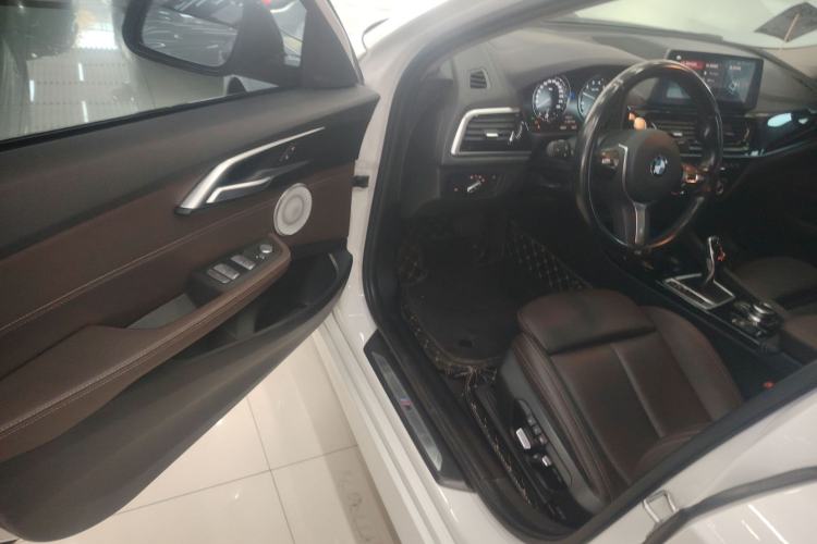 Used BMW 1 Series 2022 120i M Sport Night Edition Interior 3