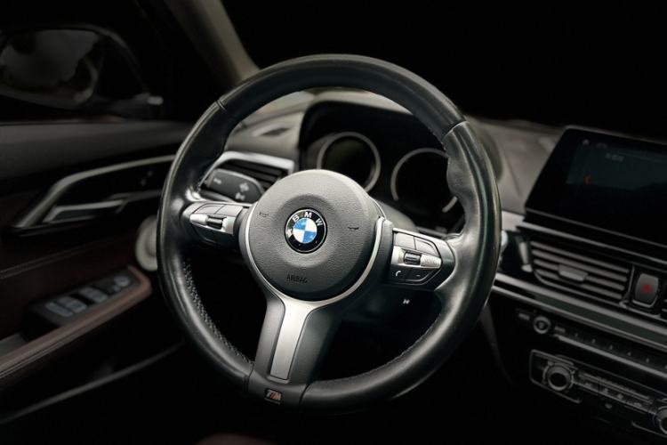 Used BMW 1 Series 2022 120i M Sport Night Edition Interior 3