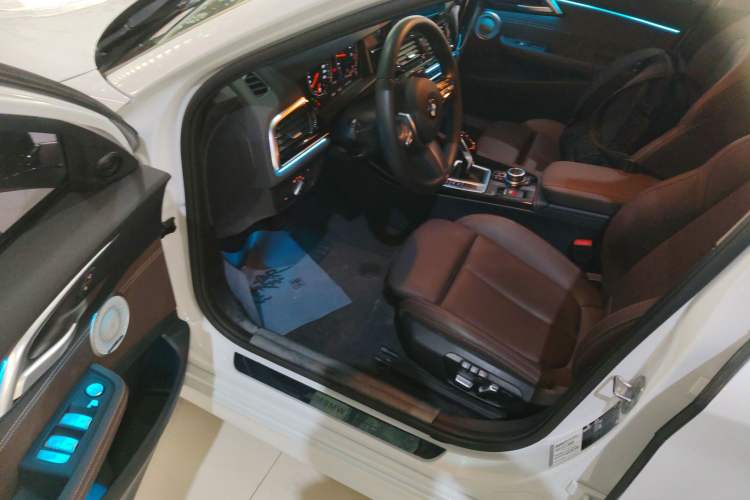 Used BMW 1 Series 2022 120i M Sport Night Edition Interior 3