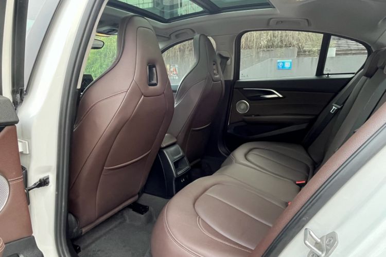 Used BMW 1 Series 2022 125i M Sport Night Edition Interior 3