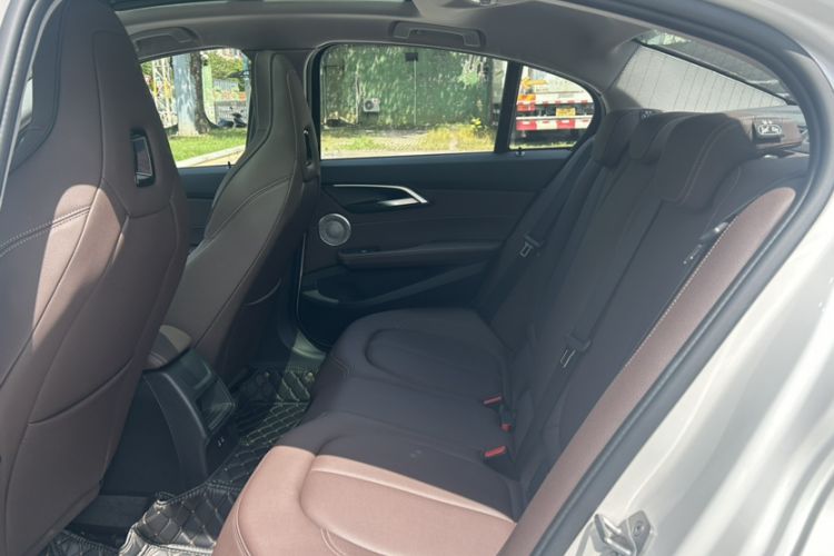 Used BMW 1 Series 2022 125i M Sport Night Edition Interior 4