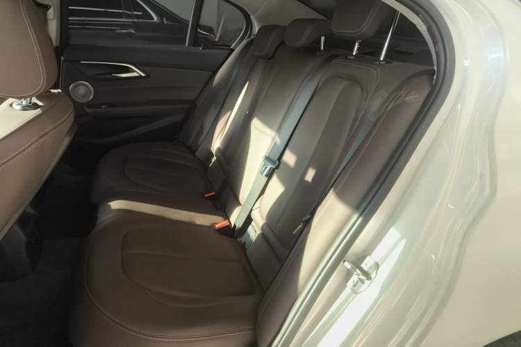 Used BMW 1 Series 2022 120i M Sport Night Edition Interior 4
