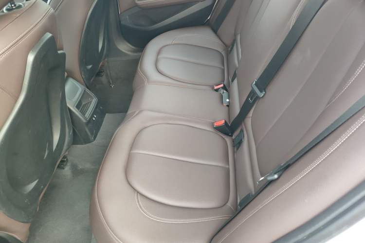 Used BMW 1 Series 2022 120i M Sport Night Edition Interior 4