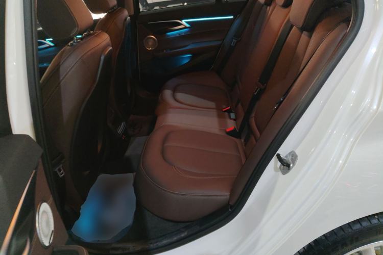 Used BMW 1 Series 2022 120i M Sport Night Edition Interior 4