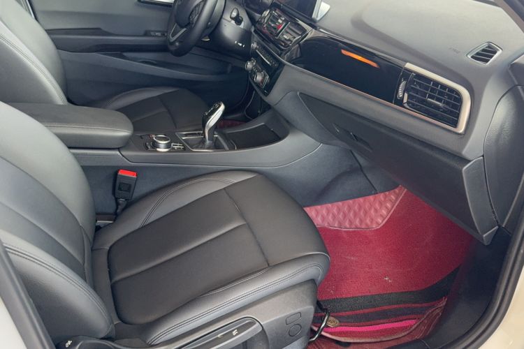 Used BMW 1 Series 2022 120i M Sport Edition Interior 4