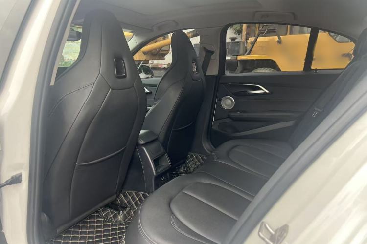 Used BMW 1 Series 2022 125i M Sport Night Edition Interior 4