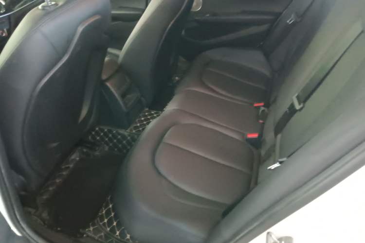 Used BMW 1 Series 2022 120i M Sport Edition Interior 4