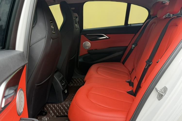 Used BMW 1 Series 2022 125i M Sport Night Edition Interior 6