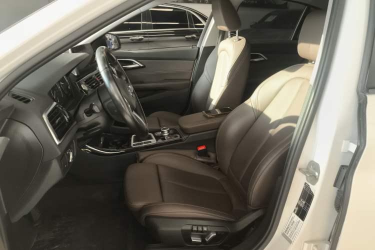 Used BMW 1 Series 2022 120i M Sport Night Edition Left Front Seat