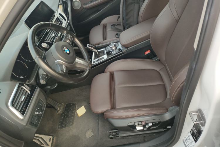 Used BMW 1 Series 2022 120i M Sport Night Edition Left Front Seat
