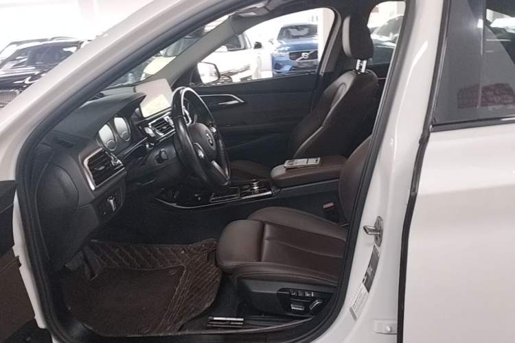 Used BMW 1 Series 2022 120i M Sport Night Edition Left Front Seat