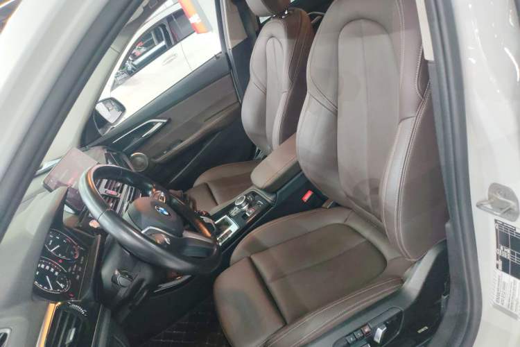 Used BMW 1 Series 2022 120i M Sport Night Edition Left Front Seat