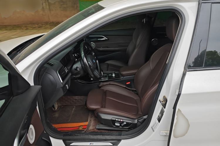 Used BMW 1 Series 2022 120i M Sport Night Edition Left Front Seat