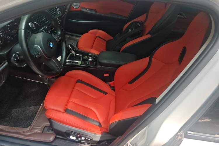 Used BMW 1 Series 2022 125i M Sport Night Edition Left Front Seat