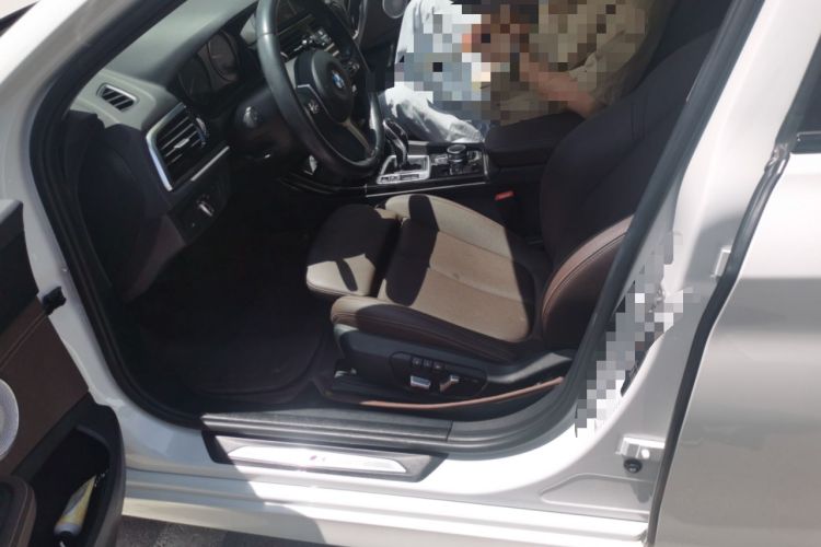 Used BMW 1 Series 2022 120i M Sport Night Edition Left Front Seat