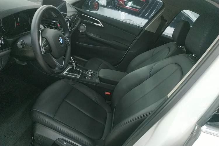Used BMW 1 Series 2022 120i M Sport Edition Left Front Seat