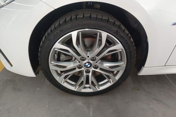 Used BMW 1 Series 2022 125i M Sport Night Edition Left Front Wheel Hub