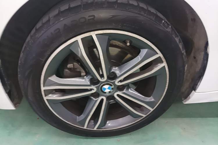 Used BMW 1 Series 2022 120i M Sport Edition Left Front Wheel Hub