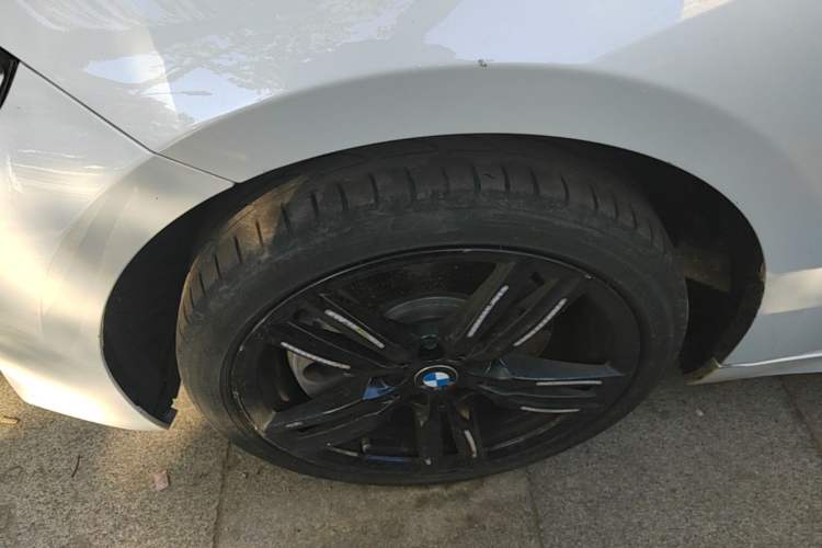 Used BMW 1 Series 2022 125i M Sport Night Edition Left Front Wheel Hub