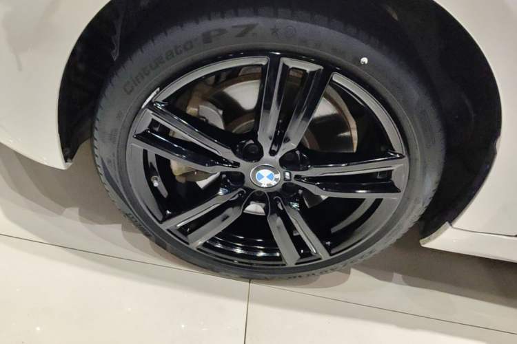 Used BMW 1 Series 2022 125i M Sport Night Edition Left Front Wheel Hub