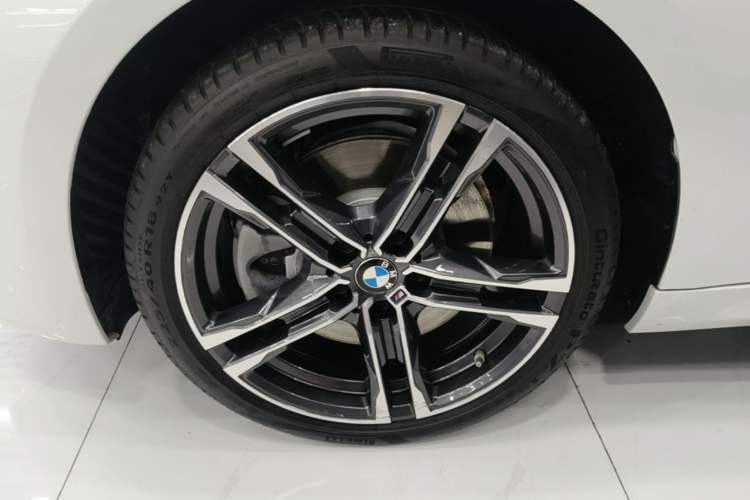 Used BMW 1 Series 2022 125i M Sport Night Edition Left Front Wheel Hub