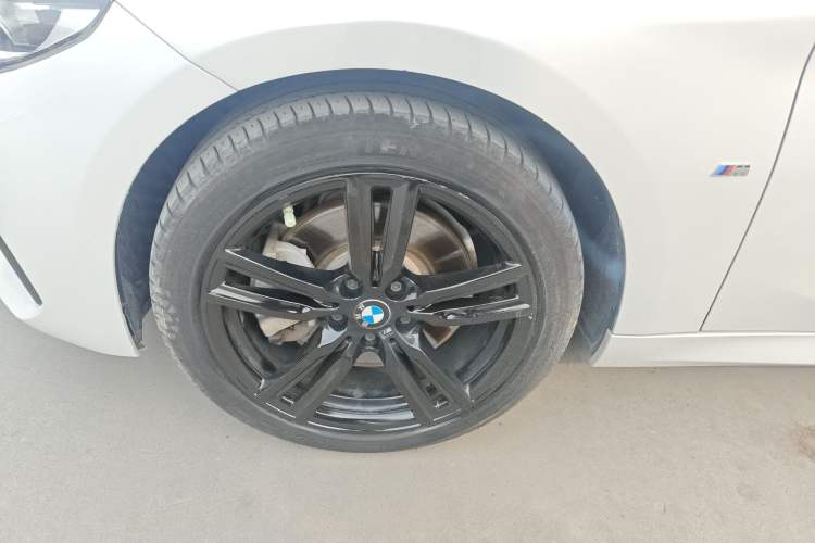Used BMW 1 Series 2022 125i M Sport Night Edition Left Front Wheel Hub