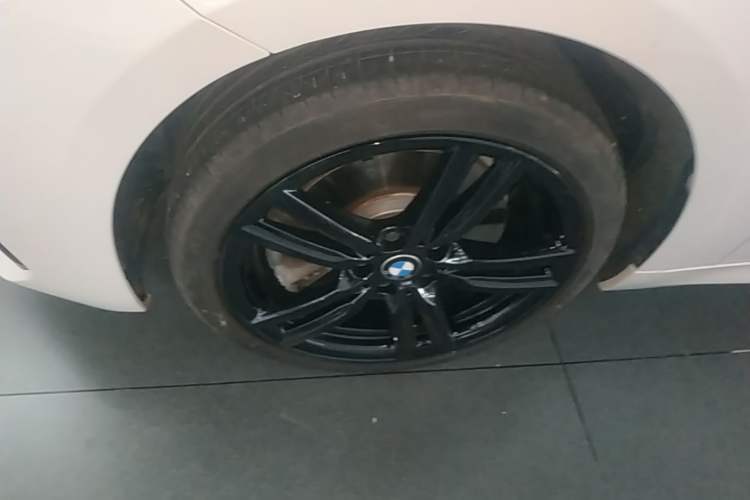 Used BMW 1 Series 2022 125i M Sport Night Edition Left Front Wheel Hub