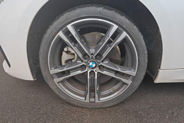 Used BMW 1 Series 2022 125i M Sport Night Edition Left Front Wheel Hub