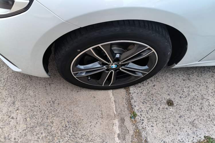Used BMW 1 Series 2022 120i M Sport Edition Left Front Wheel Hub