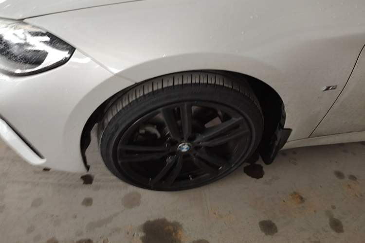 Used BMW 1 Series 2022 125i M Sport Night Edition Left Front Wheel Hub