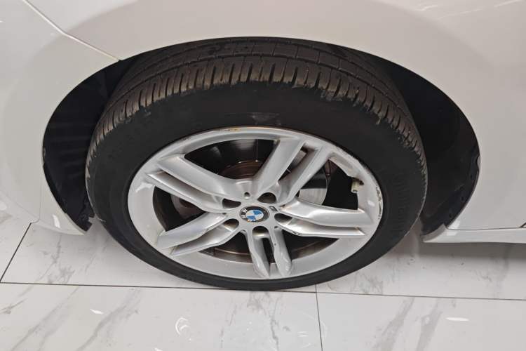 Used BMW 1 Series 2022 120i M Sport Night Edition Left Front Wheel Hub