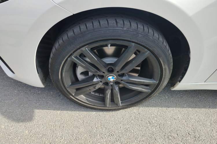 Used BMW 1 Series 2022 125i M Sport Night Edition Left Front Wheel Hub