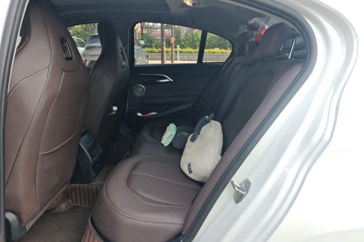Used BMW 1 Series 2022 125i M Sport Night Edition Left Rear Seat