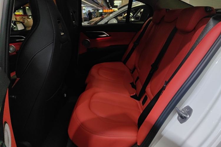 Used BMW 1 Series 2022 125i M Sport Night Edition Left Rear Seat