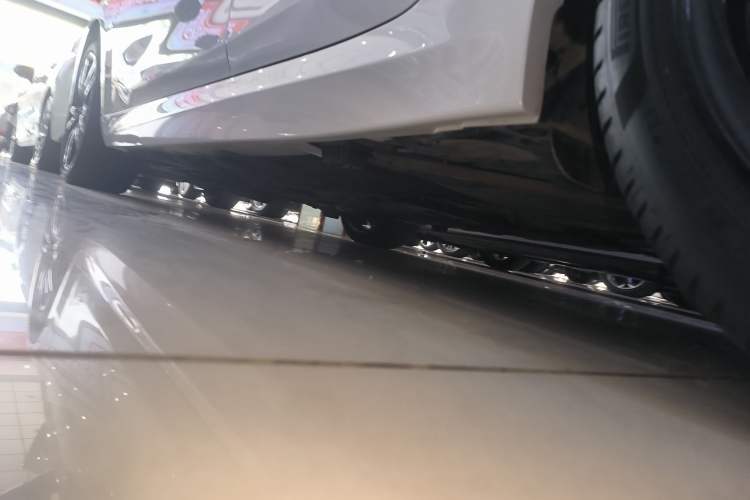 Used BMW 1 Series 2022 125i M Sport Night Edition Left Side Sill