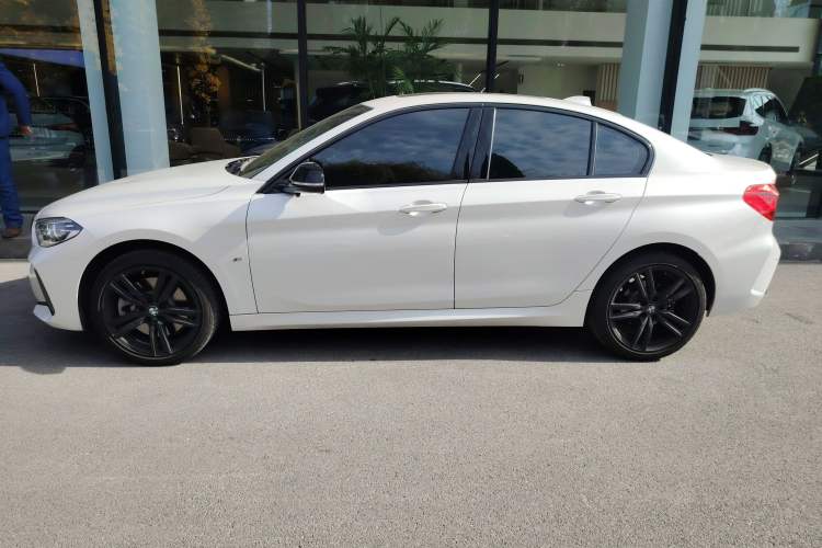 Used BMW 1 Series 2022 125i M Sport Night Edition Left Side