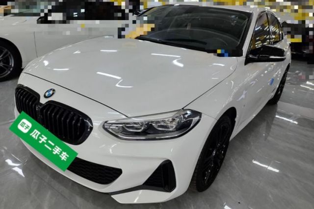 BMW 1 Series 2022 125i M Sport Night Edition usata