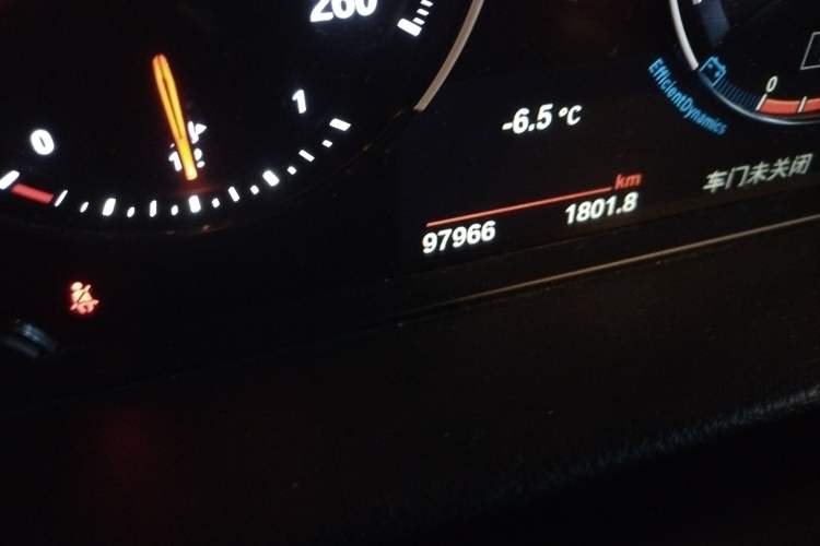 Used BMW 1 Series 2022 120i M Sport Night Edition Odometer Close Up